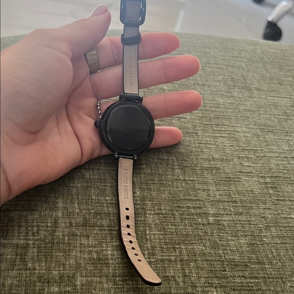 Marc Jacobs Black Women's Watch - Picture 2 of 3